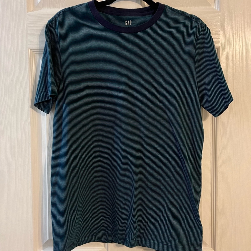 Gap Men’s Blue Striped Shirt - Medium
